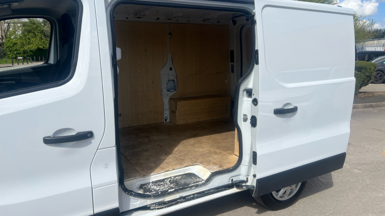 Renault Trafic Swb Diesel SL28 Blue dCi 130 Business Van